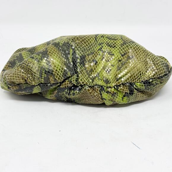 Vintage Faux Python Print Leather Puff Clutch J. Tiras Vintage Classic Timeless - Picture 3 of 14